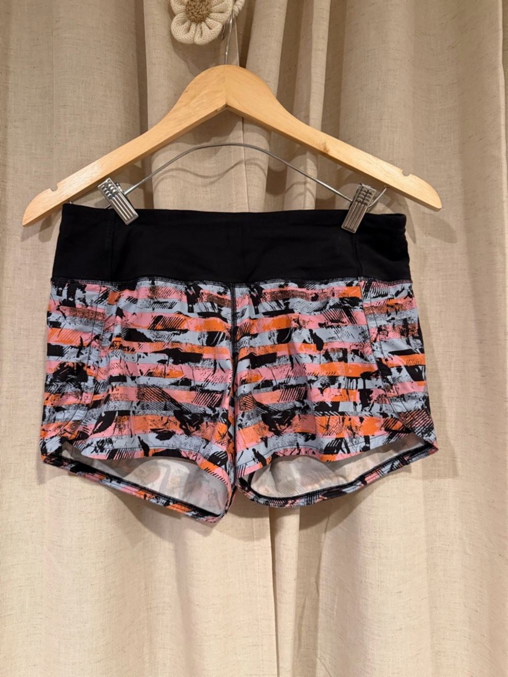 Lululemon Women’s Running Shorts - Pink & Orange